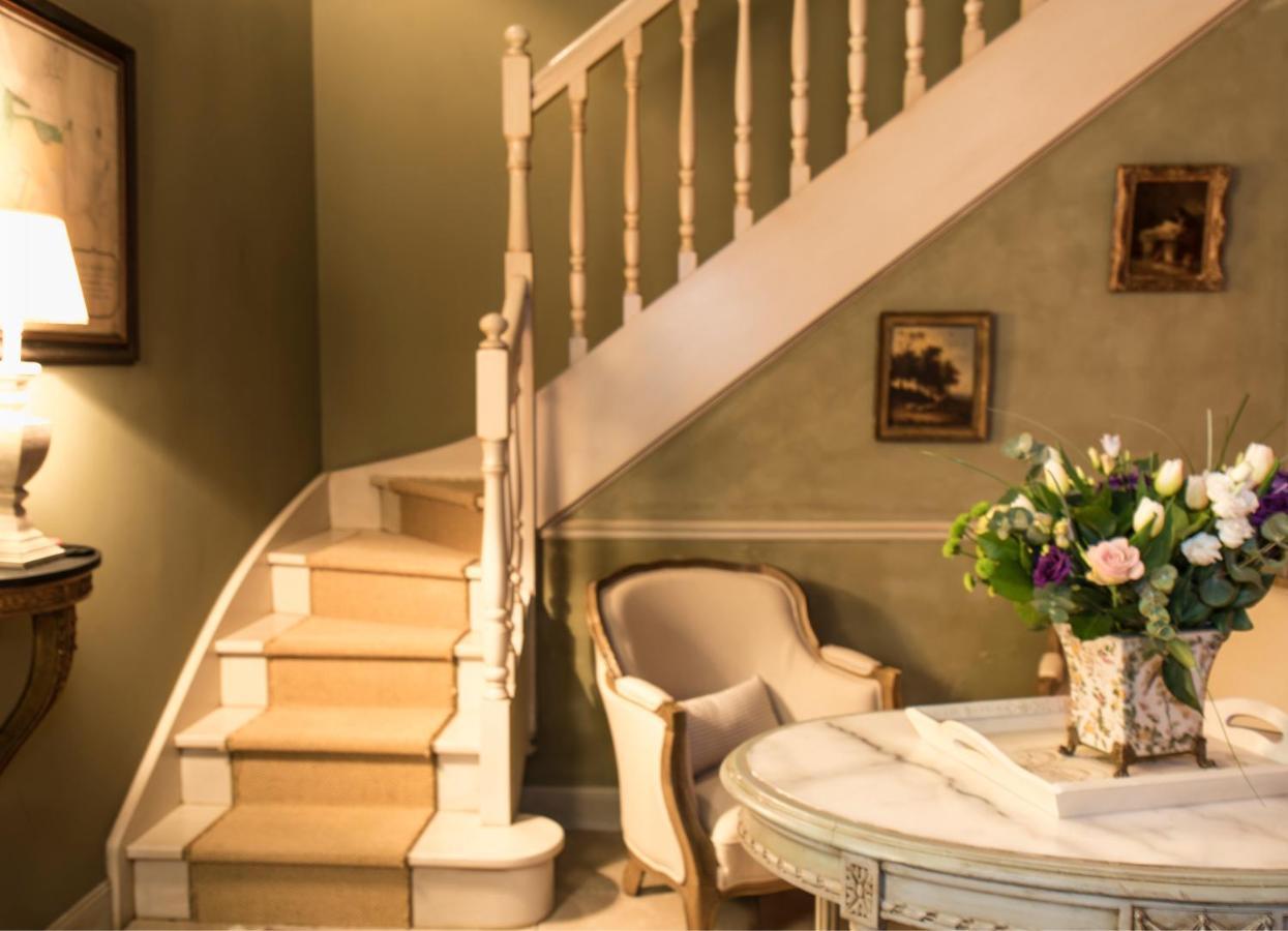 Bed and Breakfast Le Manoir De Maucartier Monnaie Exterior foto