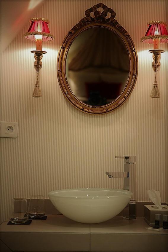 Bed and Breakfast Le Manoir De Maucartier Monnaie Habitación foto