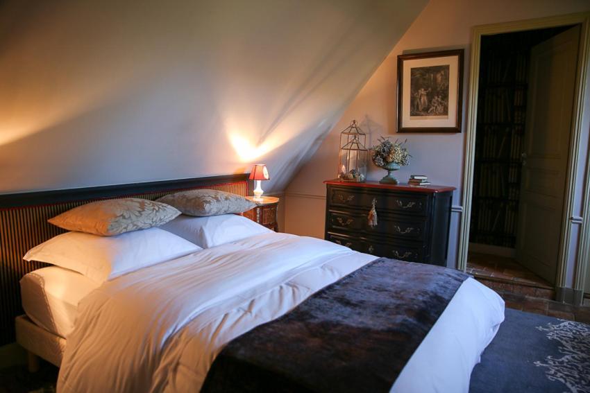Bed and Breakfast Le Manoir De Maucartier Monnaie Habitación foto