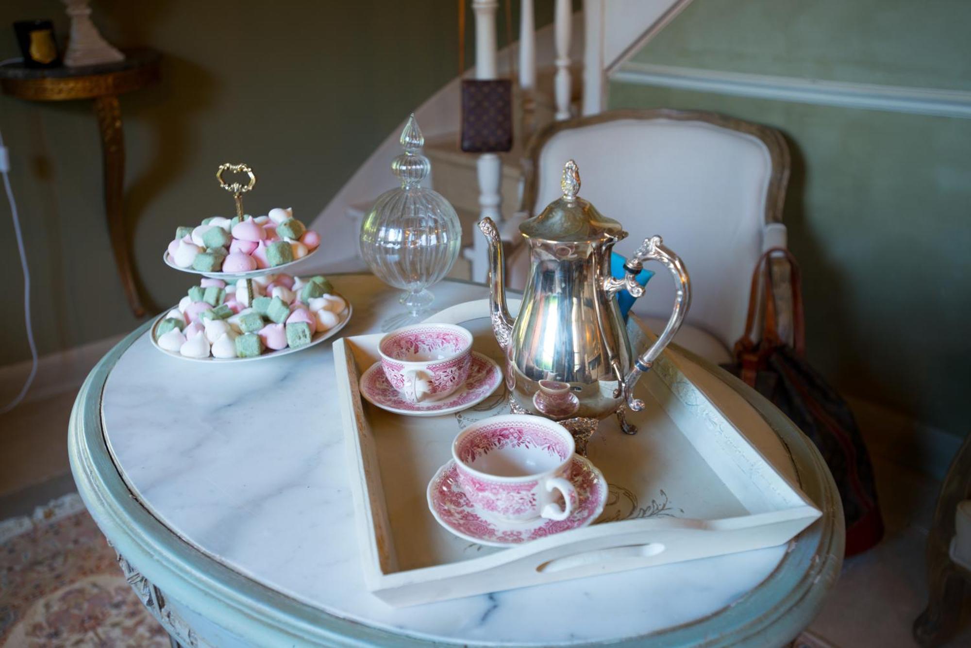 Bed and Breakfast Le Manoir De Maucartier Monnaie Habitación foto